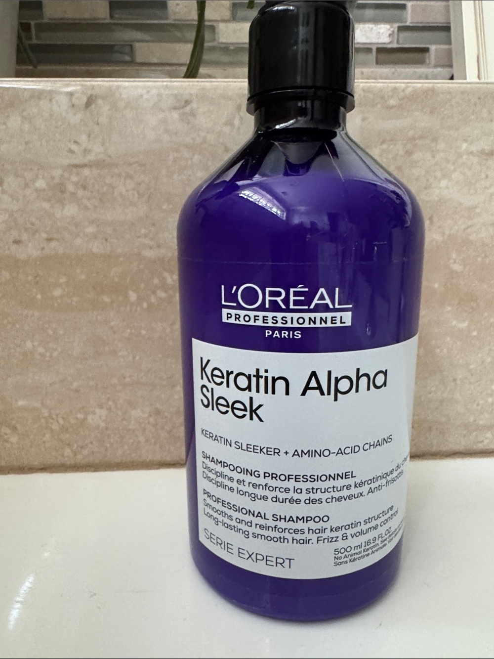 NEW! L’Oréal PROFESSIONAL SERIES-
Sealed Keratin Alpha Sleek Shampoo - Purple